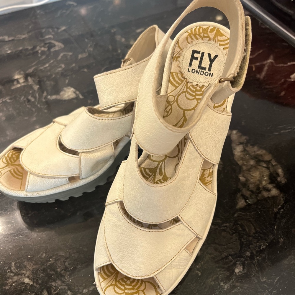 FLY London wedge shoes. Super comfortable quality leather with adjustable strap - Picture 2 of 6